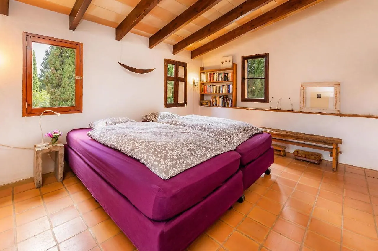Finca Bona Feina Arta 0*,