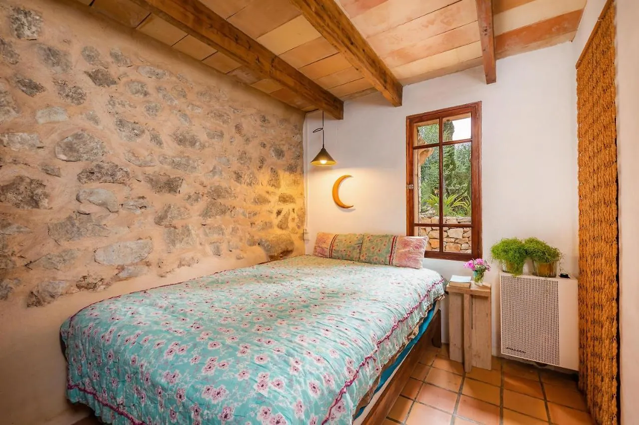 Finca Bona Feina Arta 0*,  Spain